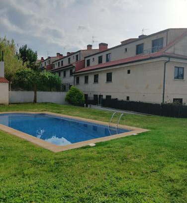 Dean Pequeno Apartamento | Apartamento con terraza y piscina
