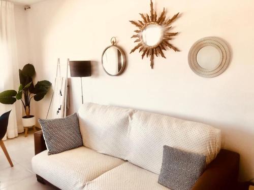 Torredembarra Apartamento | Apartamento con WIFI y piscina cerca del mar
