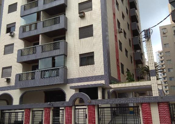 Guilhermina Apartamento | Apartamento em frente ao mar