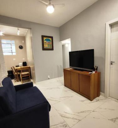 Embare Apartamento | Apartamento em Santos na Beira mar com Vaga privativa e Wifi