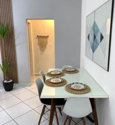 Gonzaga Apartamento | Apartamento em Santos no Gonzaga em frente a praia