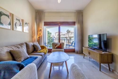 La Trinidad-San Juan y Todos los Santos Apartamento | Apartamento en el Centro con Parking y Terraza