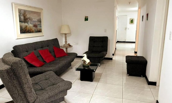 El Tesoro Apartamento | Apartamento en el poblado cerca universidad CES
