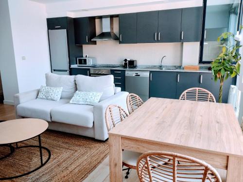 Bergondo Apartamento | Apartamento en Sada con Piscina