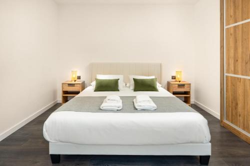 Rincón de la Victoria Apartamento | Apartamento Italia 2, Newly Renovated, AC & WiFi
