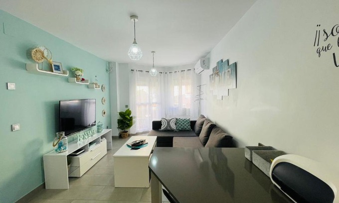 Zahara de los Atunes Apartamento | Apartamento Luna de Zahara - Situado en la zona tranquila del pueblo a 3 min de la playa y ocio