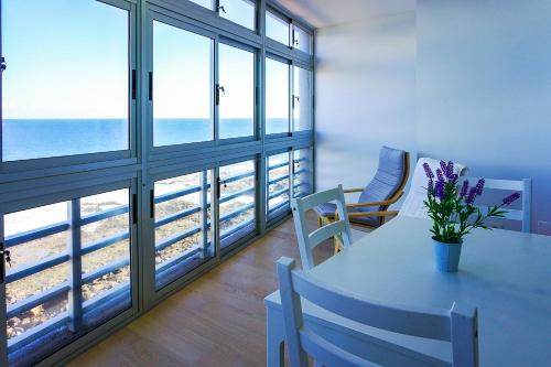 Puerto de Guimar Apartamento | Apartamento frente al mar