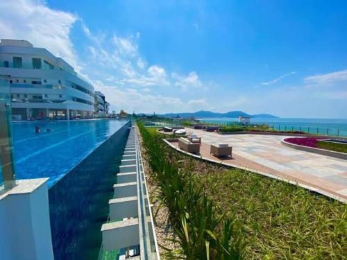 Ingleses Sul Apartamento | Apartamento frente mar ingleses Mirante Home Club