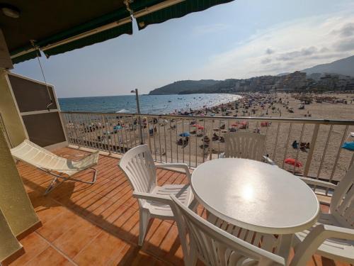 Oropesa del Mar Apartamento | Apartamento frente al mar 4 habitaciones