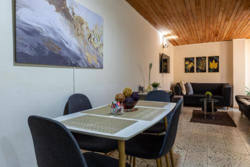 Manrique Apartamento | apartamento grande, hermoso, acogedor y privado