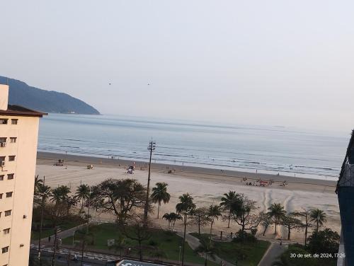 Gonzaga Apartamento | Apartamento Luxuoso à Beira-mar no Gonzaga - Ideal para Casais e Famílias
