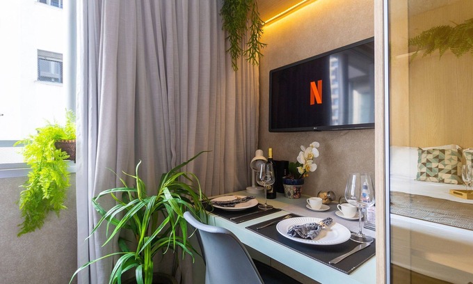 Bela Vista Apartamento | Apartamento moderno com piscina e AC