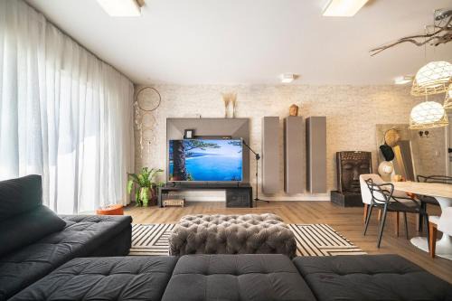 Santinho Apartamento | Apartamento Oásis com vista para o mar by Achei