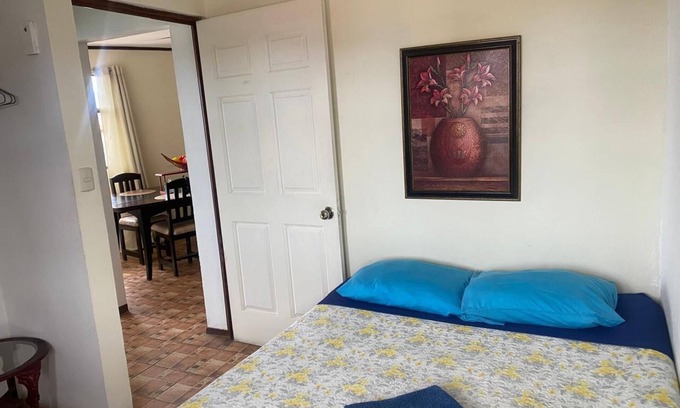 San Pablo de Heredia Apartamento | Apartamento para 4pax, Full equipado, cerca de la ciudad. Seguro y amplio.