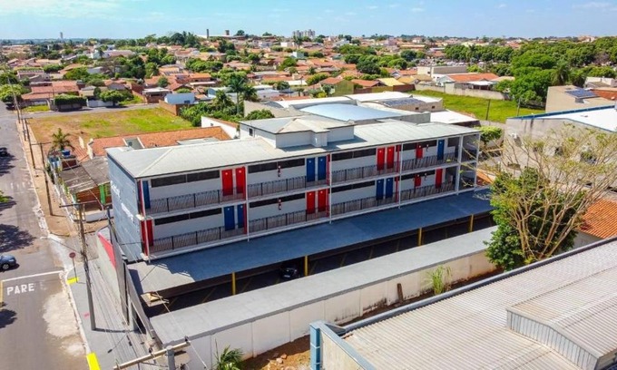 Andradina Apartamento | Apartamento para até 3 pessoas , muito bem localizado , a 5 min do parque aquático