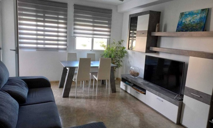 Moncofar Apartamento | Apartamento Playa de Xilxes. Amplia Terraza. Piscina. Se Admiten Mascotas