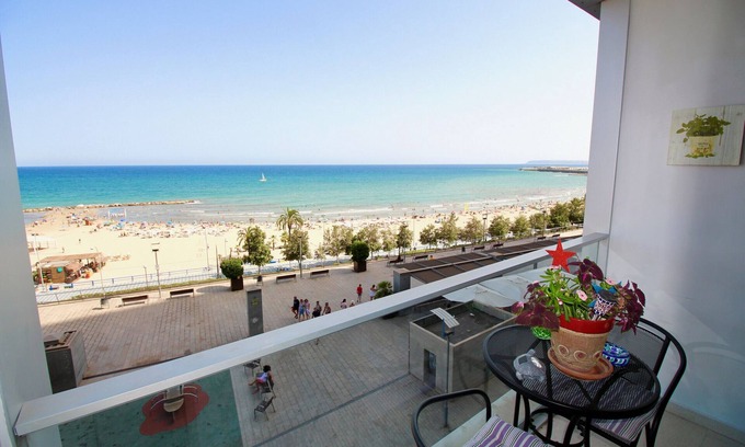 Raval Roig Apartamento | APARTAMENTO POSTIGUET CON BALCON