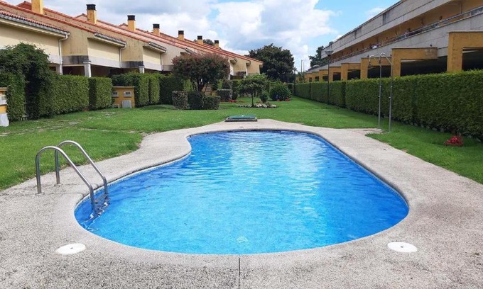 Portosin Apartamento | Apartamento Portosin con piscina al lado de la playa