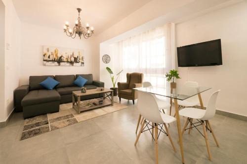 Figares Apartamento | Apartamento Ribera del Genil Centro