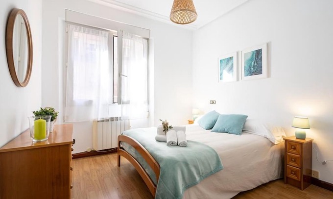 Gijon-Este Apartamento | Apartamento Trisquel