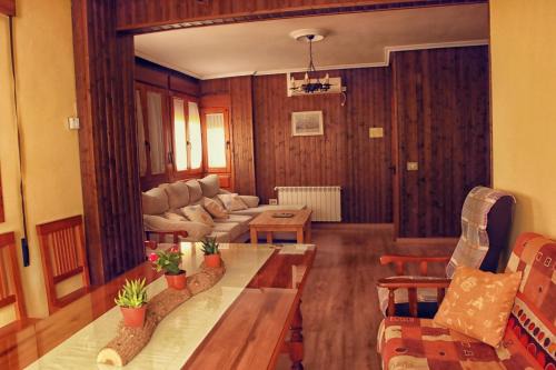 Navaconcejo Apartamento | Apartamento Turistico Rio Jerte