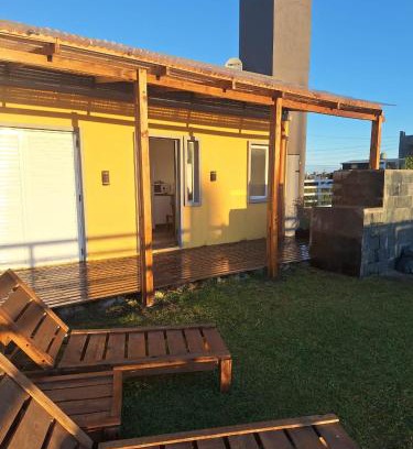 Camet Norte Apartamento | Apartamento vacacional Camet Norte, naturaleza y playa!