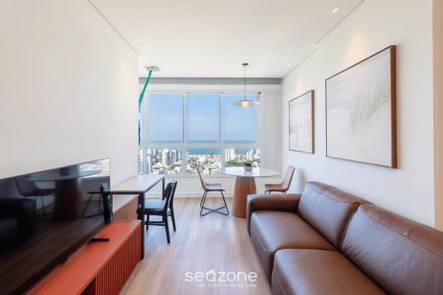 Itajai Apartamento | Apartamentos a 850m da Praia Brava - RCX