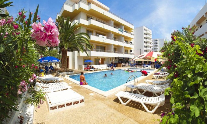 Ciudad de Ibiza Apartamento | Apartamentos Bon Sol - Los Rosales - AB Group