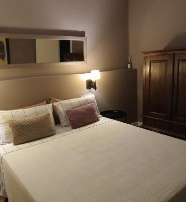 Lleida Apartamento | Apartamentos "Casa Melé" 2