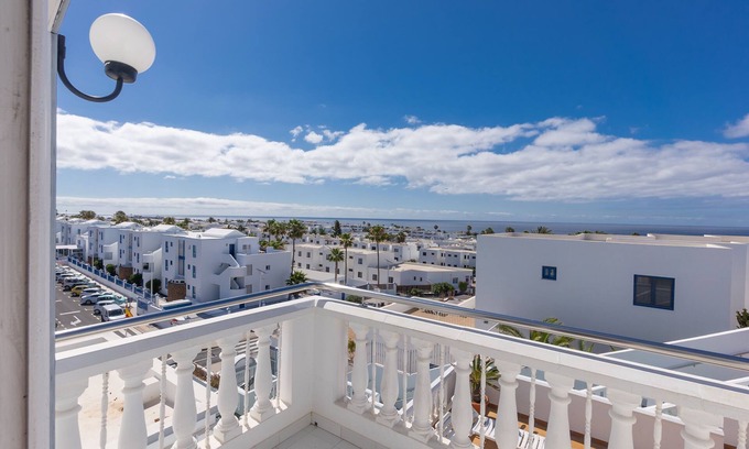 Puerto del Carmen Apartamento | Apartamentos Corona Mar