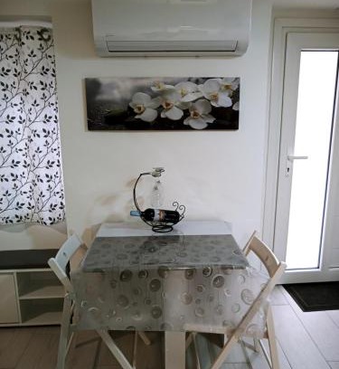 Arguedas Apartamento | Apartamentos "El Balconico"