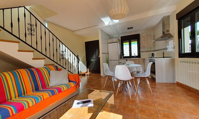 Cuzcurrita de Río Tirón Apartamento | Apartamentos Virgen de Tironcillo