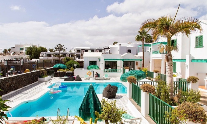 Puerto del Carmen Apartamento | Apartamentos las Acacias