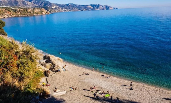 Centro de Nerja Hotel | Apartamentos Latin