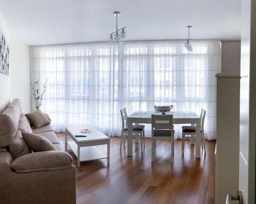 Cee Apartamento | APARTAMENTOS LONCHO CEE