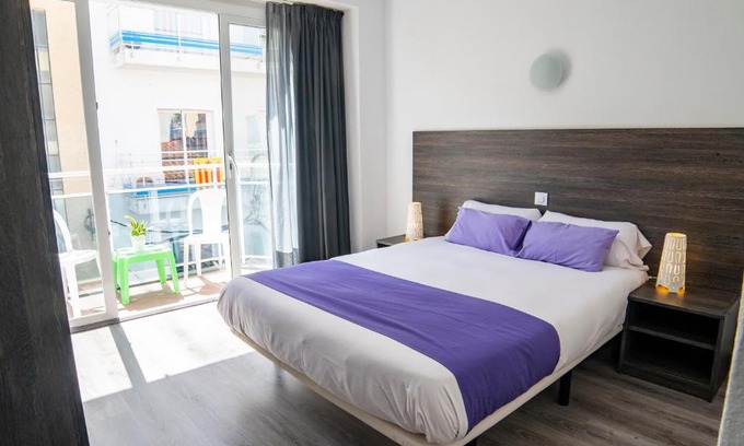 Calella Apartamento | Apartaments Atzavara