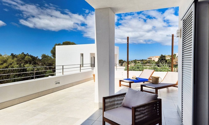 Es Pujols Apartamento | Apartaments Proa Es Pujols - Adults Only