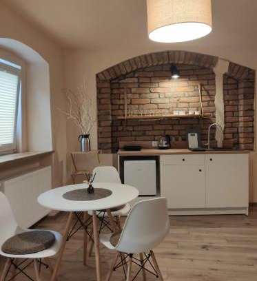 Srebrna Gora Apartamento | Apartamenty i pokoje gościnne "Wacuś"