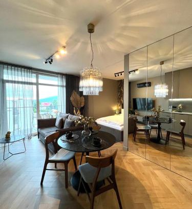 Bielsko-Biala Apartamento | Apartamenty Pod Dębowcem Premium Jungle
