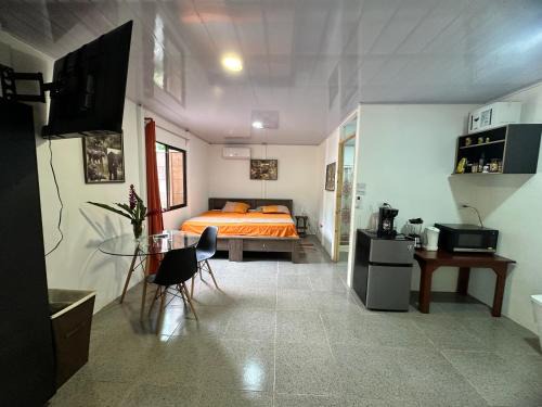 Uvita Apartamento | ApartCasa Full Budget Apart House near beach and rain forest