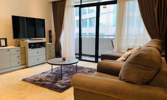 Palmerah Apartamento | Apartemen Exclusive Slipi Grogol Senayan Sudirman 3BR 1 Full Furnished