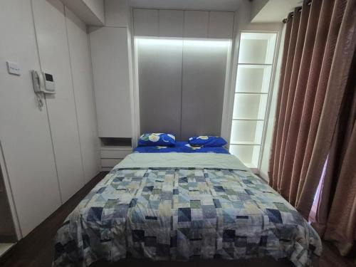 Jakarta Apartamento | Apartemen Puri Orchard Lani's Transit Tower CH