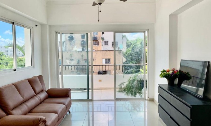 La Primavera Apartamento | Apartement d'une chambre, terrasse spacieuse, balcon