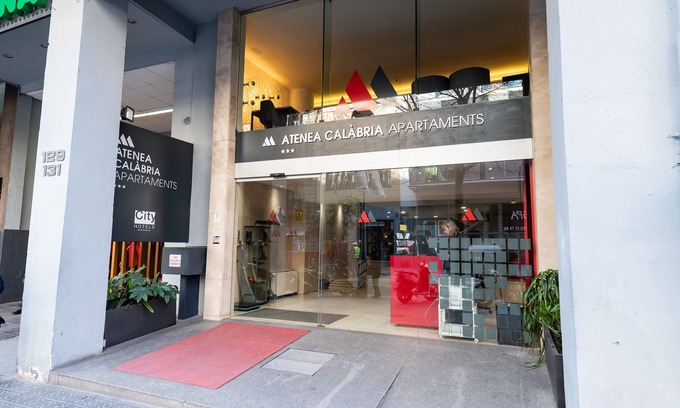 Esquerra de l'Eixample Hotel | Aparthotel Atenea Calabria