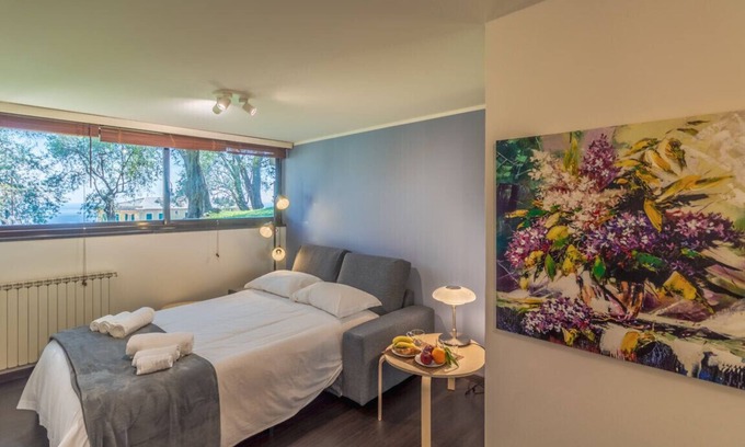Camogli Apartamento | Aparthotel Camogli - Wifi, Parking & Relaxation