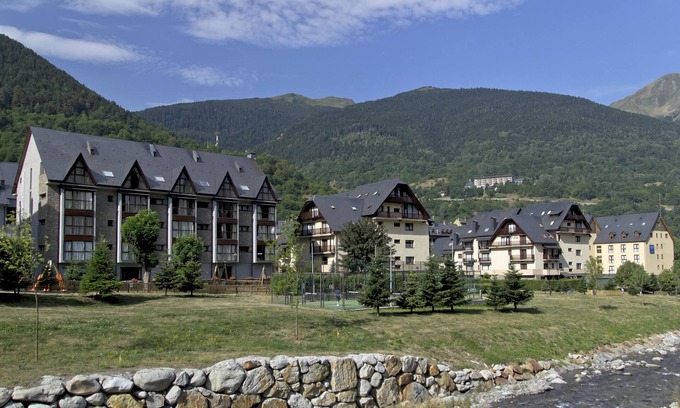 Vielha Hotel | Aparthotel La Vall Blanca