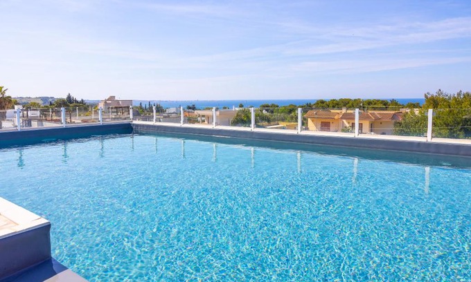 Santa Maria al Bagno Apartamento | Aparthotel Residence Ludovica - Piscina Panoramica Vista Mare
