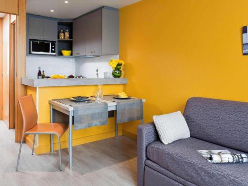 Issy-les-Moulineaux Apartamento | Aparthotel XV Porte Versailles 2P 4 Pers Parking
