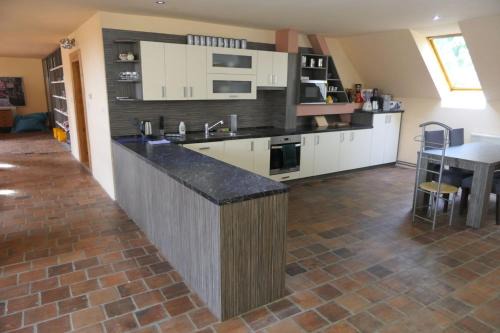 Rakovnik District Apartamento | Apartmán 100-dola