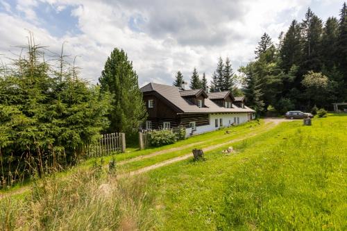 Zdikov Apartamento | Apartmány U Šakala